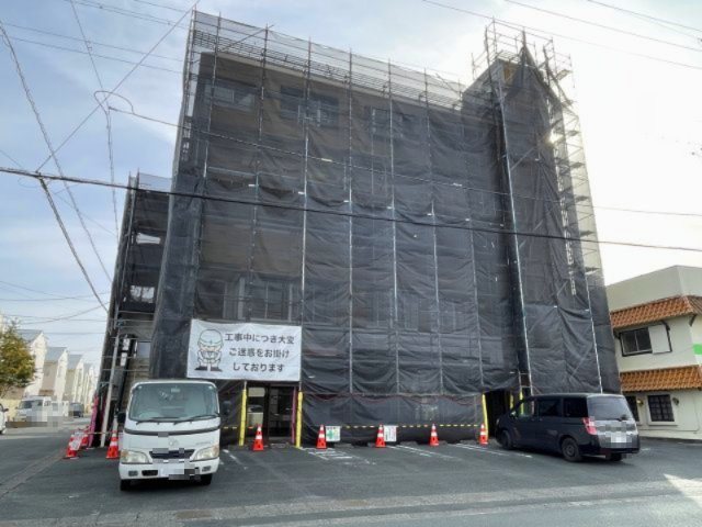 初生町ビル