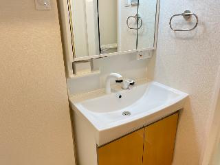 仮）壬生町Ⅱ期新築アパートの洗面所|洗髪洗面化粧台（イメージ）