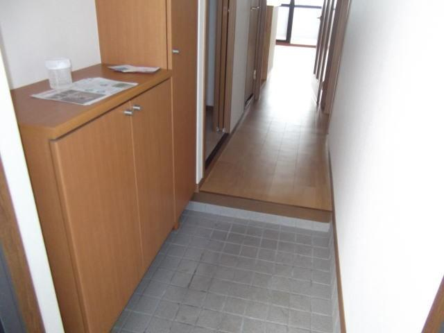 ラフィーネ松江の玄関|☆同タイプ別部屋☆