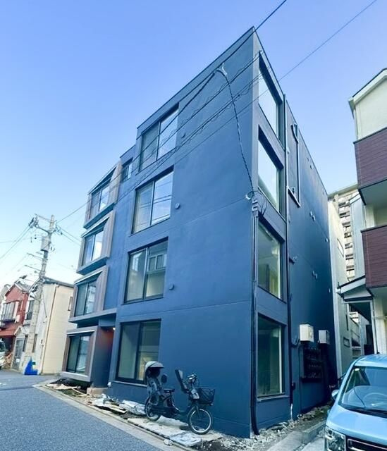 ｔｒｉａｓ６２９