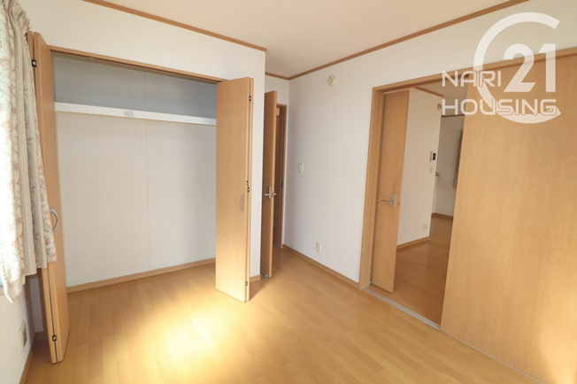 【洋室】 | 羽村市神明台2丁目　中古戸建 | 個人の部屋や寝室として使える洋室です