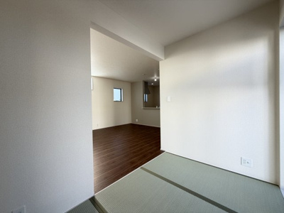 【和室】 | うるま市田場（全4棟）1号棟 | 1号棟　畳コーナー3帖付き♪