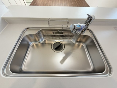 【キッチン】 | うるま市田場（全4棟）1号棟 | 1号棟　浄水器付き♪