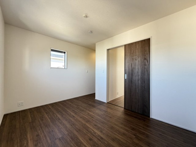 【洋室】 | うるま市田場（全4棟）1号棟 | 1号棟　洋室6帖＋WIC付き♪