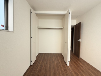 【収納】 | うるま市田場（全4棟）1号棟 | 1号棟　洋室5帖＋CL付き♪