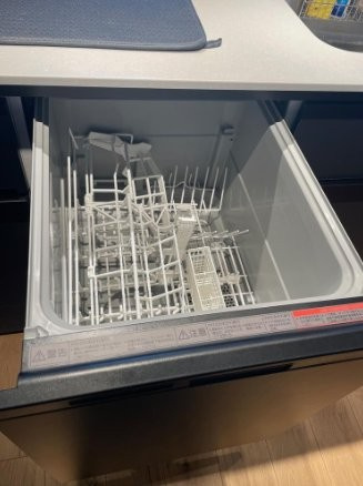 ラウンドシティフドウ香里南B棟の設備|食器洗い乾燥機
■物件内覧・資金計画相談・住宅ローン相談、リフォーム相談、お問合せ受付中■
※当日・翌日のご内覧、ご相談はお電話でのお問合せがスムーズです！