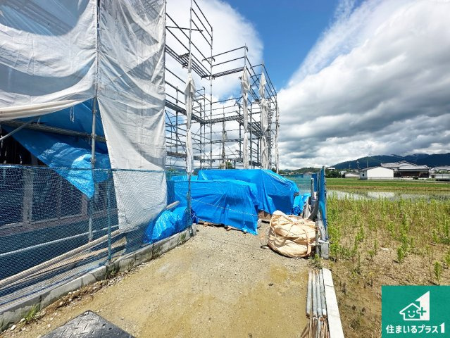 1(土)2(日)現地案内可能！　橿原市城殿町　全6邸の外観|現在はこんな感じです。完成までが待ち遠しいですね。
