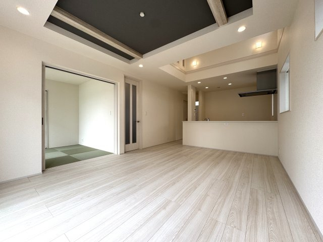 ＜全８棟＞開発分譲地／全棟長期優良住宅／瀬谷区北新の居間・リビング