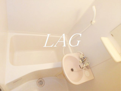 【浴室】 | ペニーロイヤル | お風呂です。