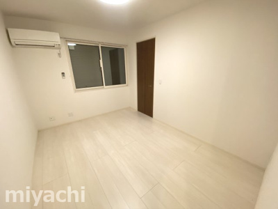 【洋室】 | リーリエ中吉野