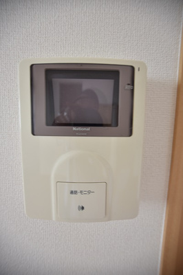 【設備】 | ディライトプラス | テレビ付きインターホンです