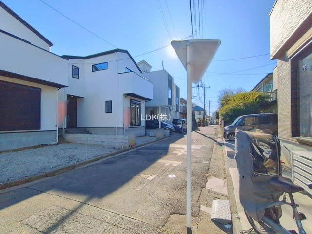 【前面道路含む現地写真】 | 新築戸建／ふじみ野市元福岡２丁目（全2棟） | 外構（撮影：'26/01/09）