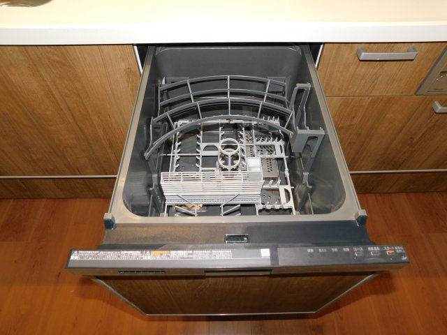 名古屋市瑞穂区雁道町１丁目の新築一戸建のキッチン|◇食洗機◇　　家事の負担を軽減する便利な食洗機付き！