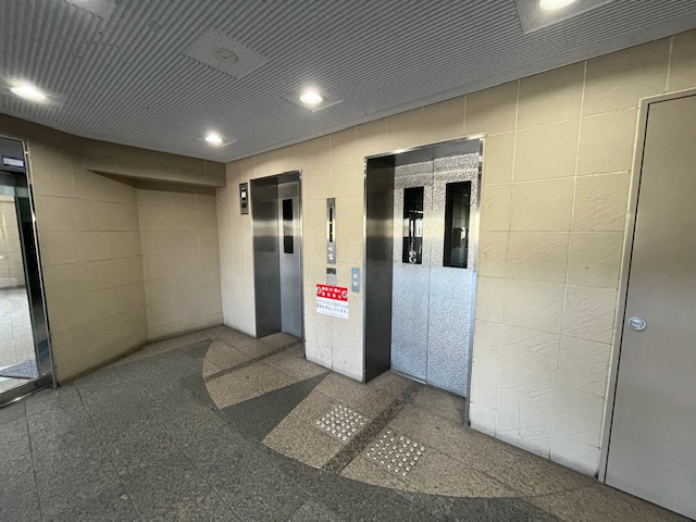 ライオンズマンション金剛寺池台のロビー
