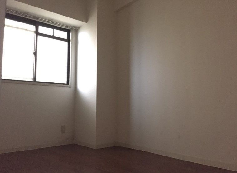 ジュネスの洋室