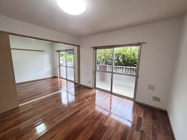 グリーンハウスの居間・リビング