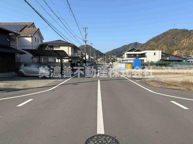 ６６３９７　岐阜市日野南土地の前面道路含む現地写真