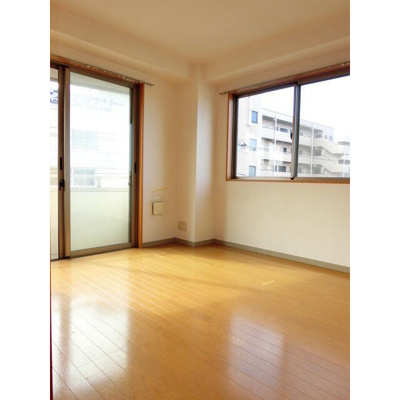 【居間・リビング】 | Ｇ・Ｂ・Ｔコート