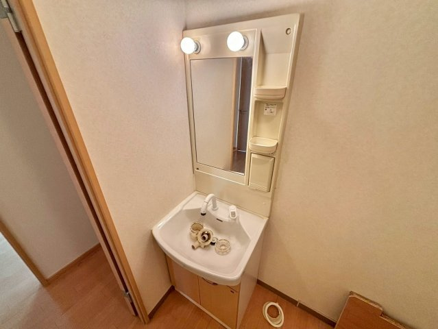 ル・ソレイユ細江Ⅰの独立洗面台