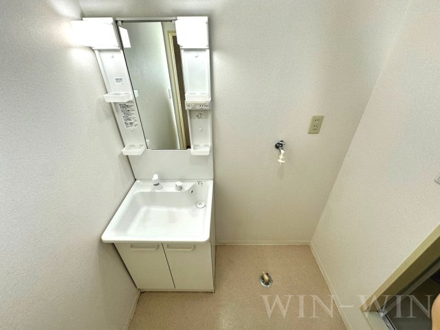 ビューラー野依 Bの独立洗面台|イメージ（同建物内・同間取りの写真）