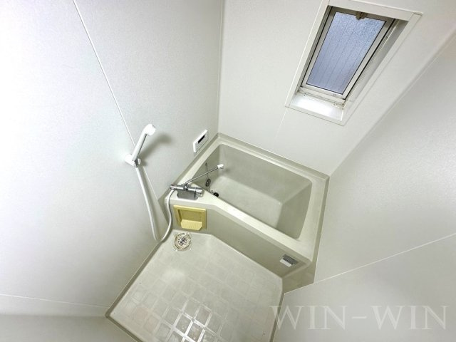 ビューラー野依 Bの浴室|イメージ（同建物内・同間取りの写真）