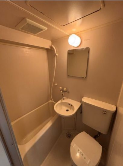 クレセント南町の浴室