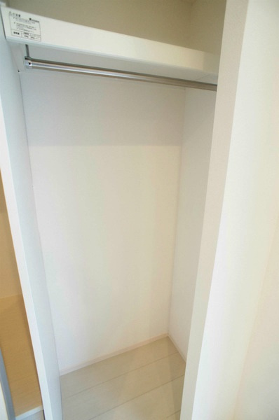 リブリ・MKBの収納|ハンガーラック付きで楽々収納♪