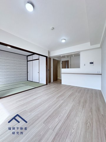 コアマンション博多南の居間・リビング