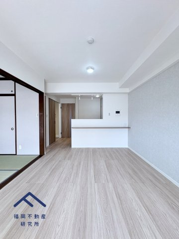 コアマンション博多南の居間・リビング