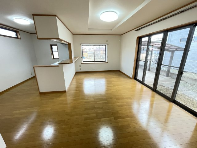 藤岡市中栗須　中古1750の居間・リビング