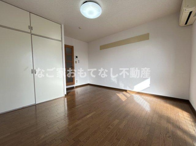 【寝室】 | クレスト西枇