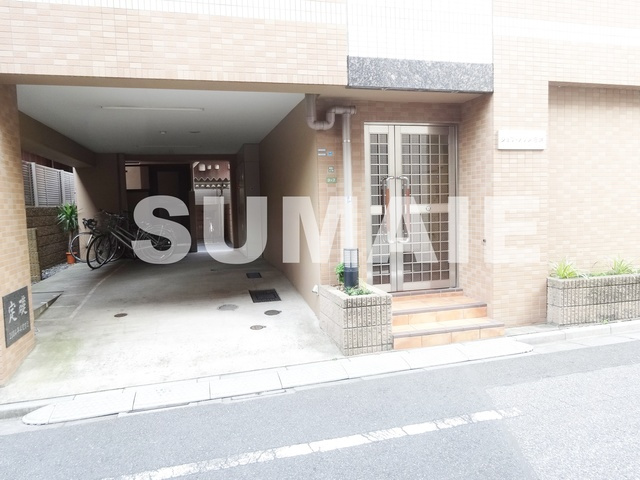 ジョワメゾン田端のエントランス|建物入口です☆