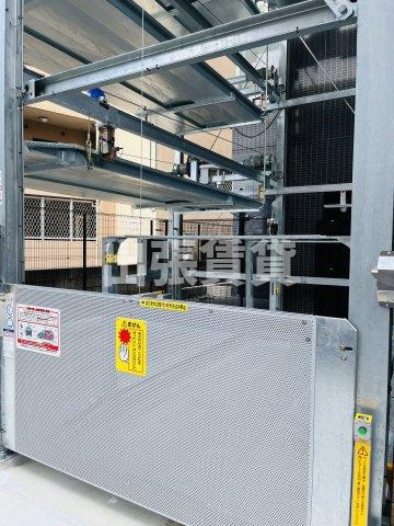 仲介手数料0円！メイクス新栄の駐車場