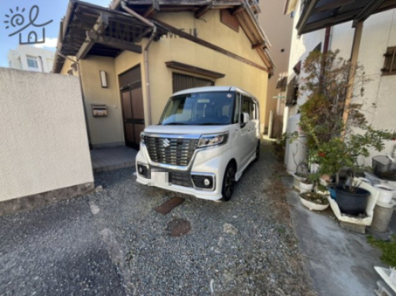 姫路市飾磨区阿成鹿古/中古戸建の駐車場