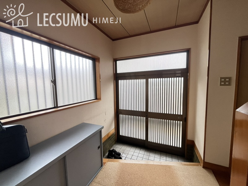 姫路市飾磨区阿成鹿古/中古戸建の玄関