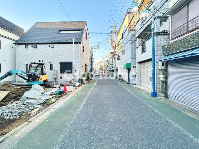 江戸川区南小岩1丁目新築分譲住宅の前面道路含む現地写真|全面道路