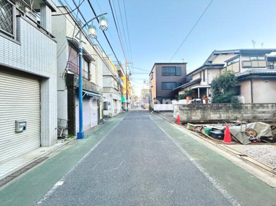 【前面道路含む現地写真】 | 江戸川区南小岩1丁目新築分譲住宅 | 全面道路