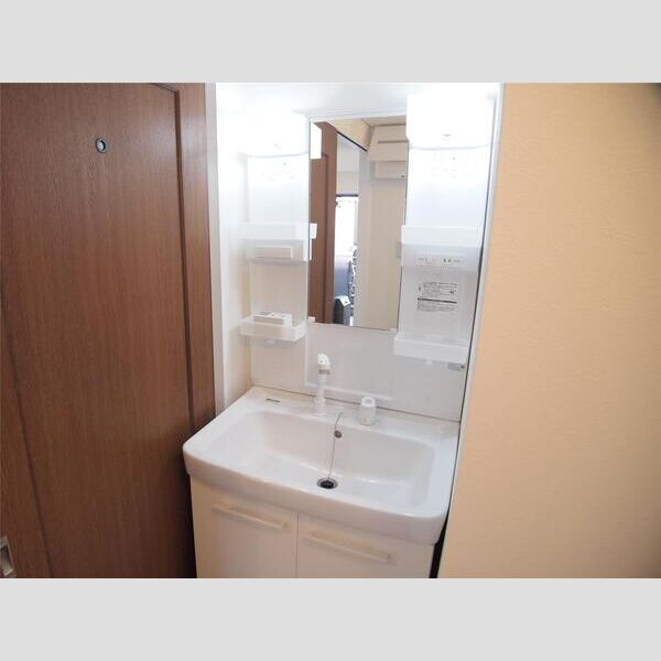 リベール姫路岡町の洗面所