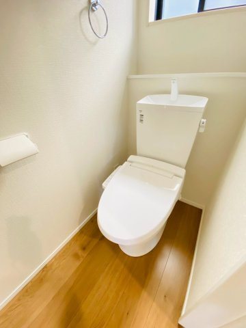 よかタウン／菊池郡大津町大字大津6・7・8期／1号棟のトイレ