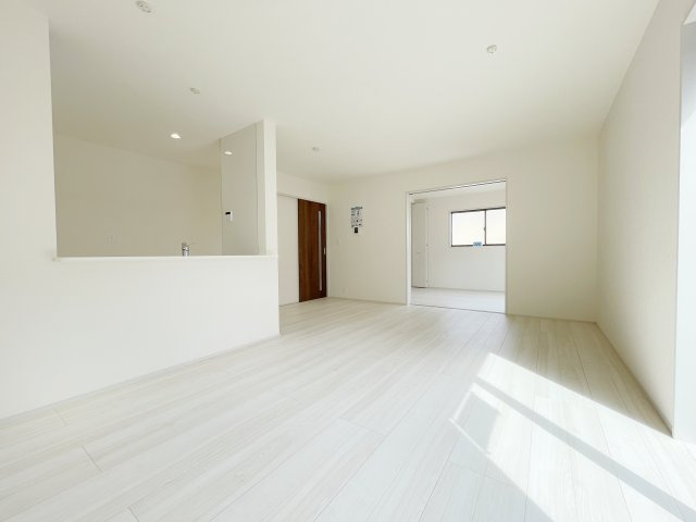 新築戸建・新築建売　大泉町第6仙石　南小学校・南中学校の区画図|【1号棟】敷地面積：202.89㎡■カースペース：並列3台