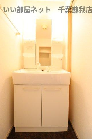 グランメルの洗面所|スペースが確保できる洗面所です