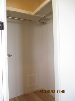 【収納】 | コンフォート那覇松川 | ウォークインクローゼット