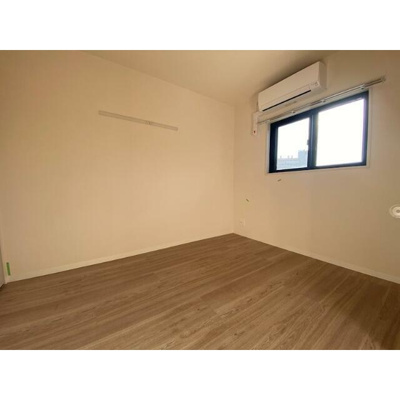 【居間・リビング】 | SYMPHONY PARK | 明るい洋室！