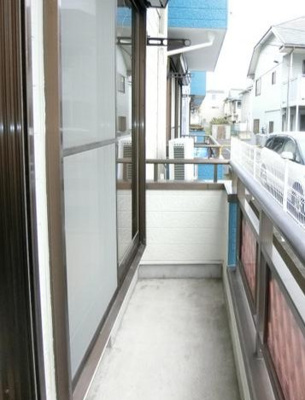 【バルコニー】 | エーデルハイムC | ※参考写真※バルコニーは南向きです！お洗濯物はお昼からでも乾きそう☆2部屋から出入りできるのが嬉しいですよね！