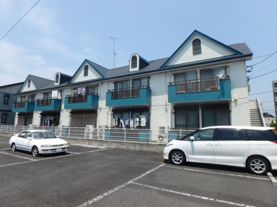 【駐車場】 | エーデルハイムC | いつでも目の届く敷地内に駐車場があります♪お車をお持ちの方におすすめです！