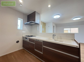 【キッチン】 | 食洗機　床暖房　電動シャッター付き　船橋市海神　1棟現場