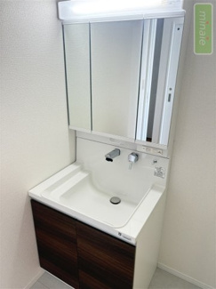 【独立洗面台】 | 食洗機　床暖房　電動シャッター付き　船橋市海神　1棟現場