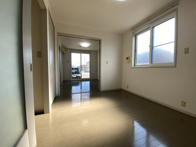 ルミエールＢのキッチン|※同じタイプの間取です。実際の色や建具は異なります。