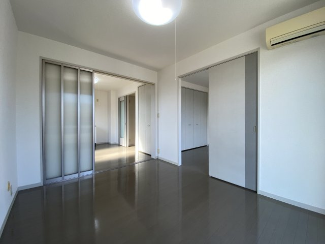ルミエールＢの居間・リビング|※同じタイプの間取です。実際の色や建具は異なります。