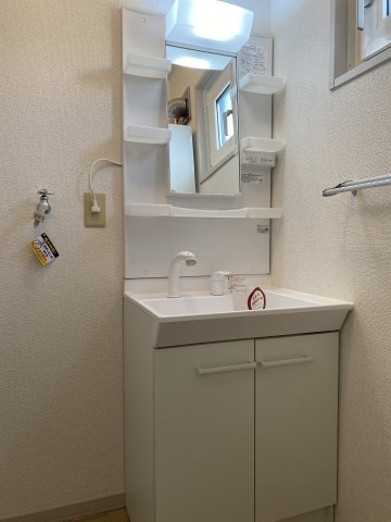 ルミエールＢの洗面所|※同じタイプの間取です。実際の色や建具は異なります。